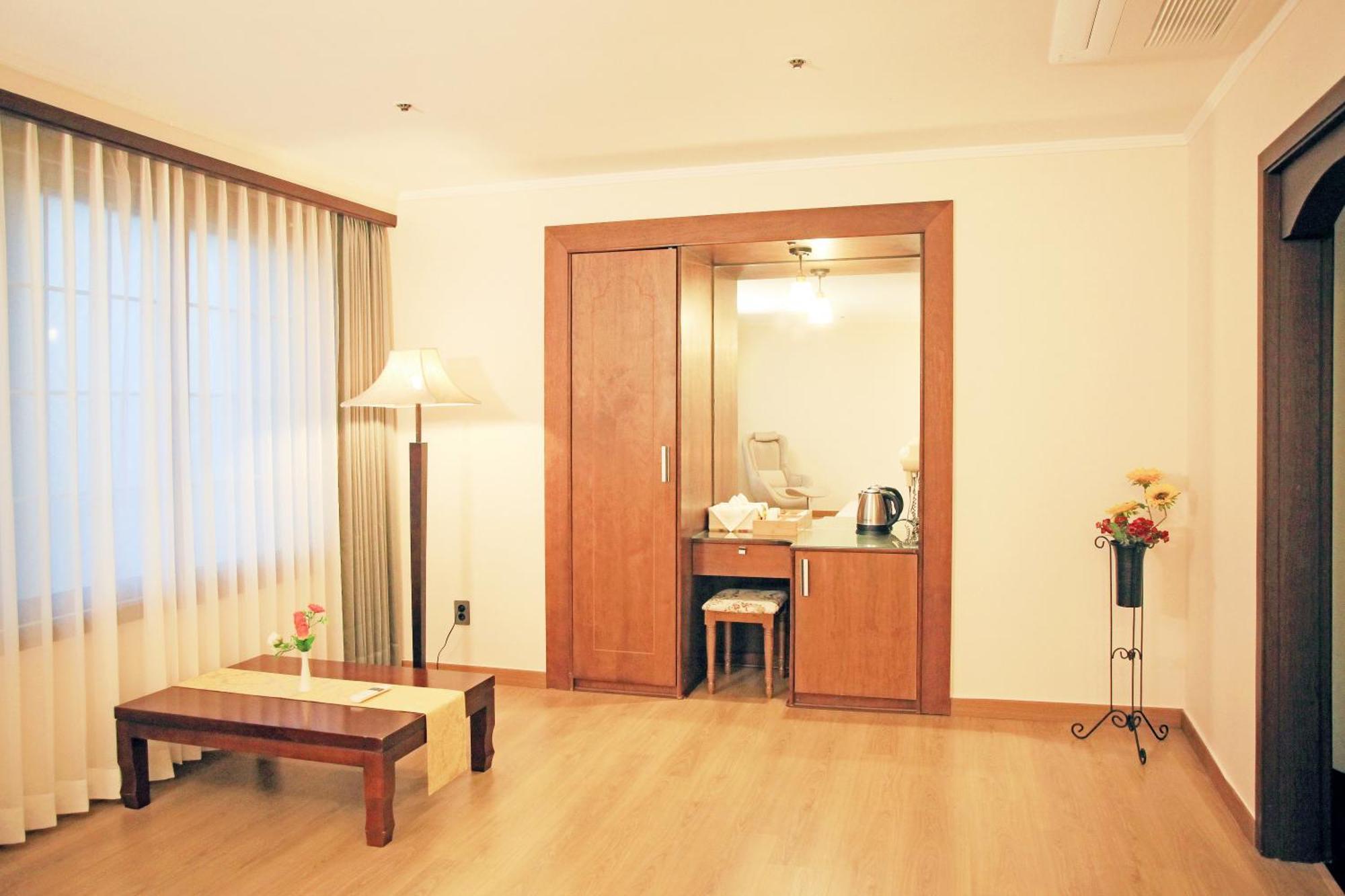 מלון צ'ונג'ו Ramada By Wyndham Suanbo מראה חיצוני תמונה